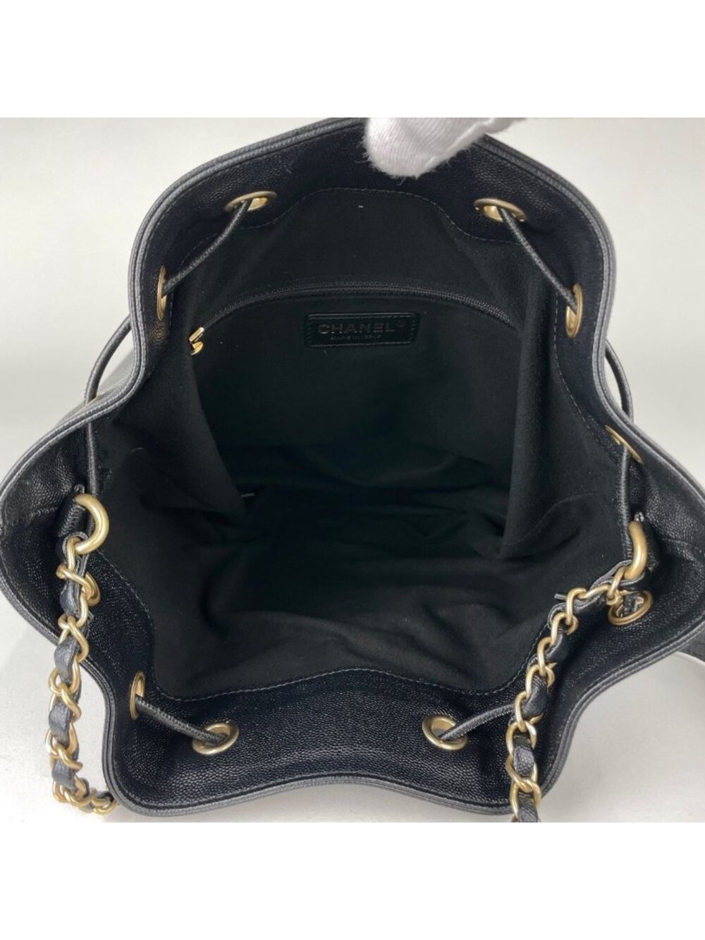 Chanel Deauville Shoulder Bag Studs Drawstring Caviar Leather Black - Picture 6 of 7